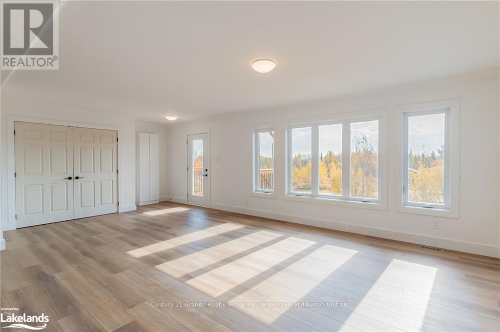 1026 Piper Glen Road, Minden Hills, Ontario  K0M 2K0 - Photo 8 - X10437058