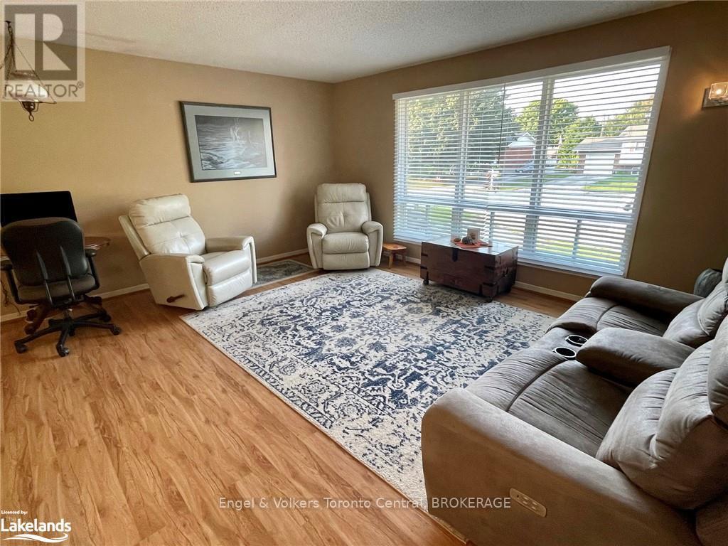 33 Centennial Heights Court, Meaford, Ontario  N4L 1E5 - Photo 3 - X10437123