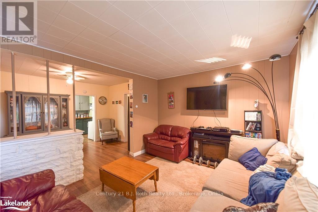 837 Memorial Avenue, Orillia, Ontario  L3V 0T7 - Photo 21 - S10436489