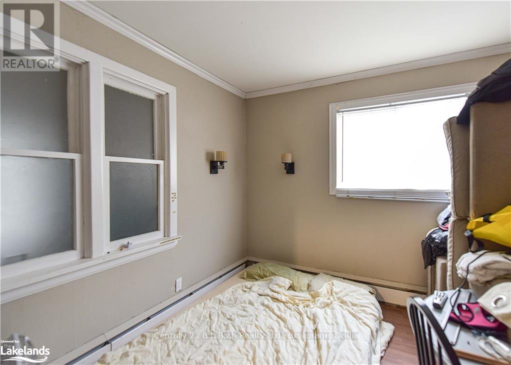 837 Memorial Avenue, Orillia, Ontario  L3V 0T7 - Photo 24 - S10436489