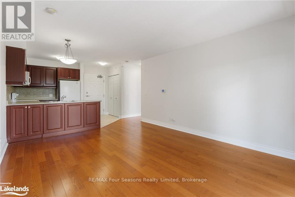 411 - 91 Raglan Street, Collingwood, Ontario  L9Y 3B3 - Photo 8 - S10439884