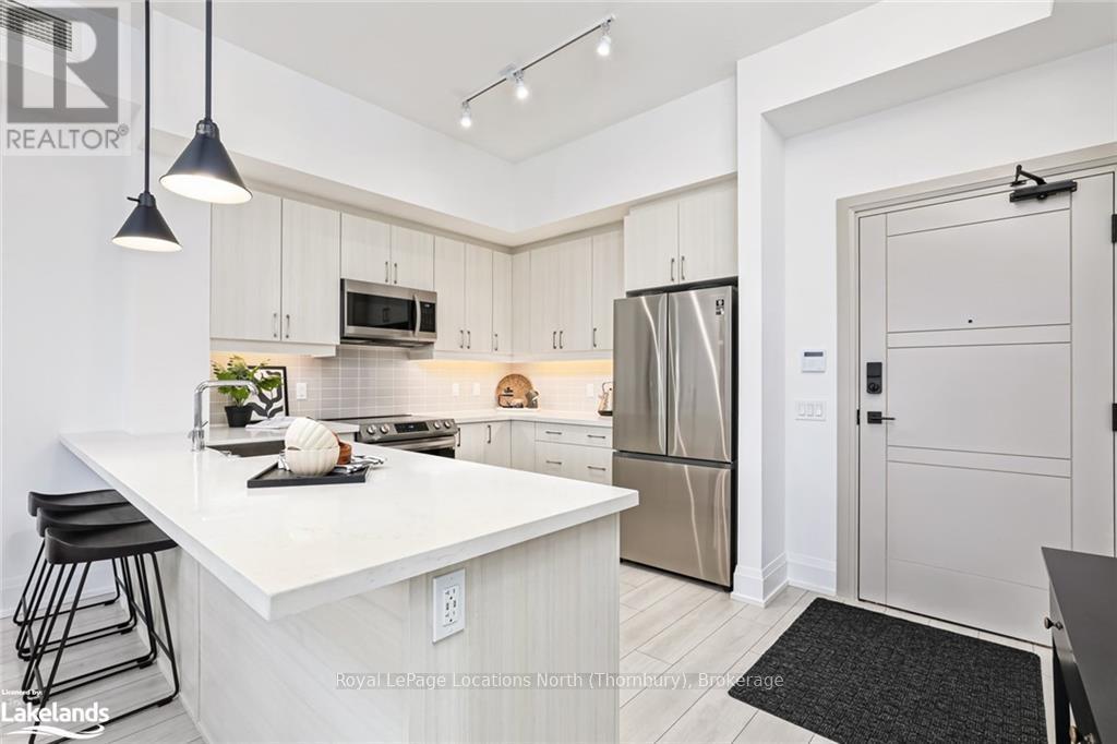 211 - 1 Hume Street, Collingwood, Ontario  L9Y 0X3 - Photo 3 - S10895611