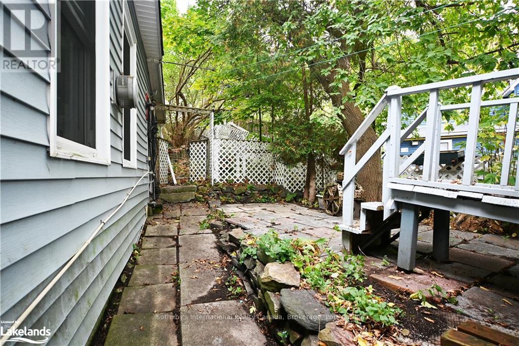 42 Bay Street, Parry Sound, Ontario  P2A 1S5 - Photo 6 - X10437099