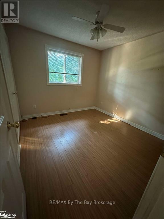 51 Smallman Drive, Wasaga Beach, Ontario  L9Z 1L3 - Photo 11 - S10895483