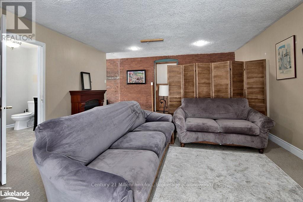 523 Hurontario Street, Collingwood, Ontario  L9Y 2N2 - Photo 34 - S10437124