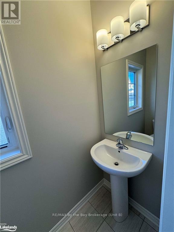 205 Clipper Drive, Clearview (Stayner), Ontario  L0M 1S0 - Photo 11 - S10437256