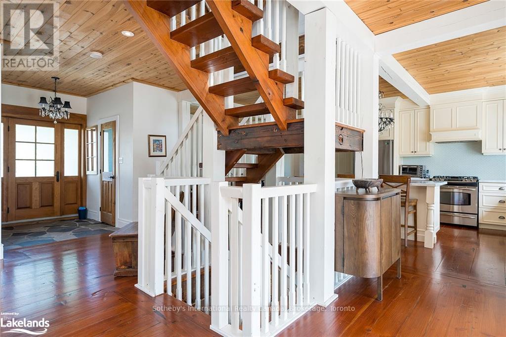 129 Snowbridge Way, Blue Mountains, Ontario  L9Y 0V1 - Photo 13 - X10437851