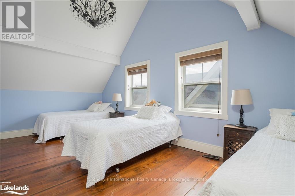 129 Snowbridge Way, Blue Mountains, Ontario  L9Y 0V1 - Photo 36 - X10437851