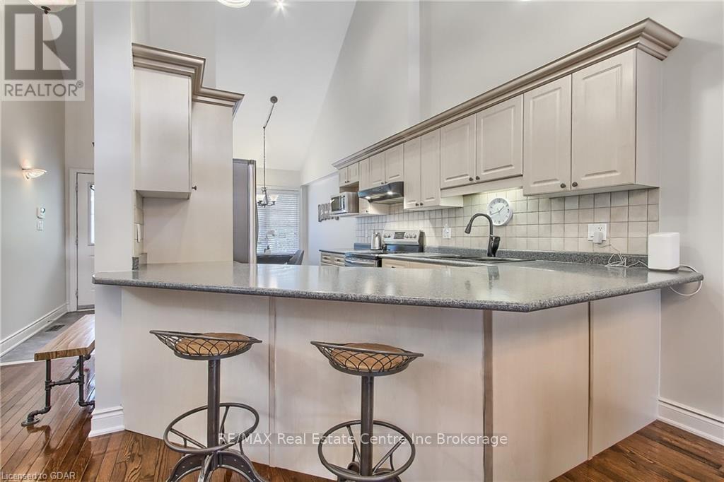 36 - 372 Terry Carter Crescent, Newmarket, Ontario  L3Y 9G1 - Photo 3 - N10876199