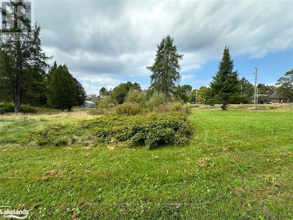 63 Pineridge Drive, Mcdougall, Ontario  P2A 2W9 - Photo 1 - X10437257