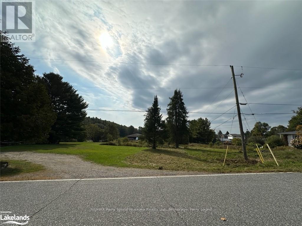 63 Pineridge Drive, Mcdougall, Ontario  P2A 2W9 - Photo 2 - X10437257