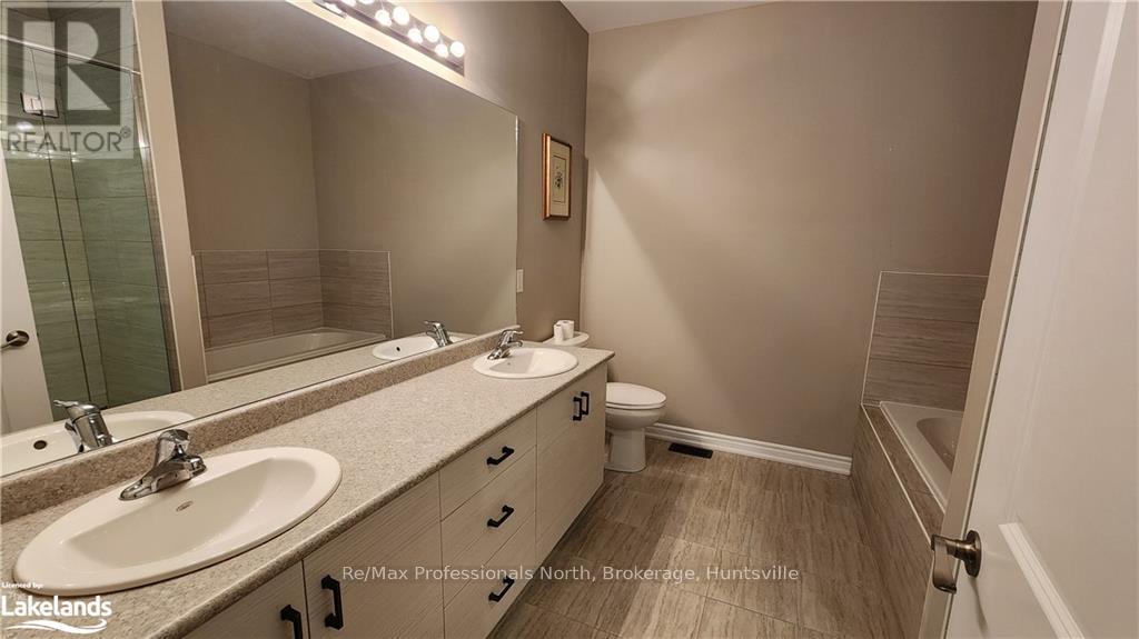 11 Prescott Crescent, Bracebridge (Monck (Bracebridge)), Ontario  P1L 0B7 - Photo 13 - X10437924