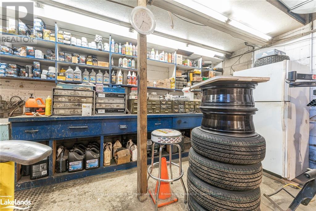 72 Bowes Street, Parry Sound, Ontario  P2A 2L7 - Photo 11 - X10438084