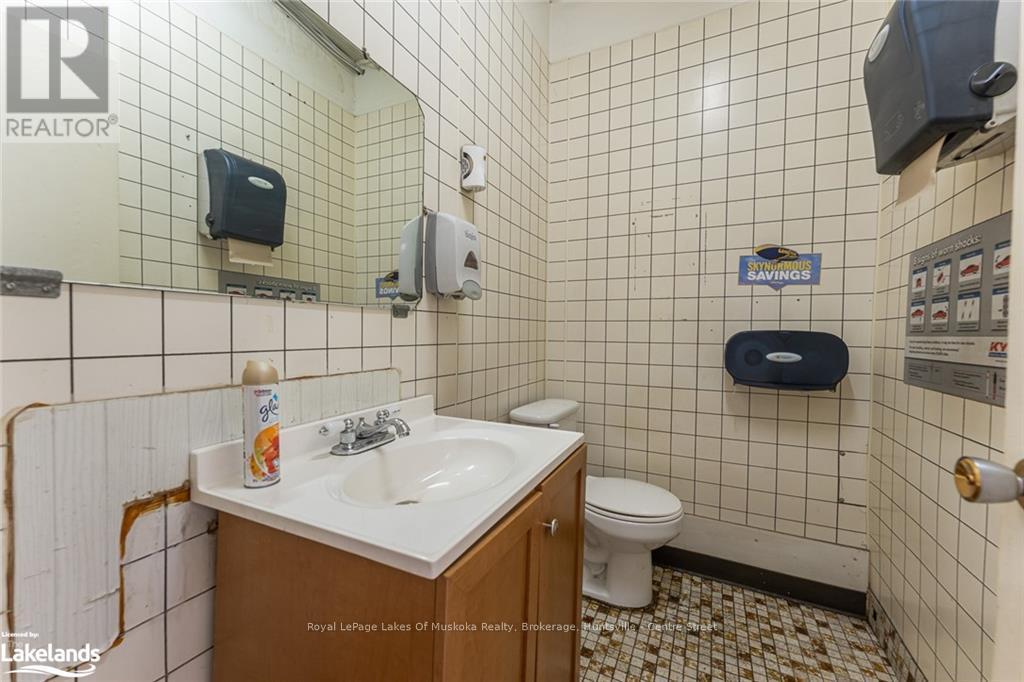 72 Bowes Street, Parry Sound, Ontario  P2A 2L7 - Photo 16 - X10438084