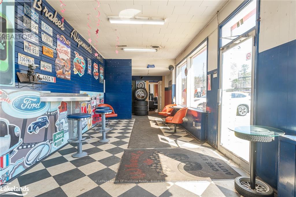 72 Bowes Street, Parry Sound, Ontario  P2A 2L7 - Photo 5 - X10438084