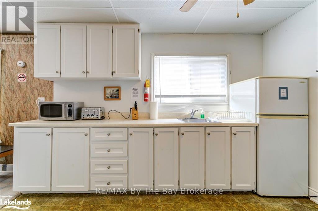 1600 Mosley Street, Wasaga Beach, Ontario  L9Z 2A2 - Photo 16 - S10434845