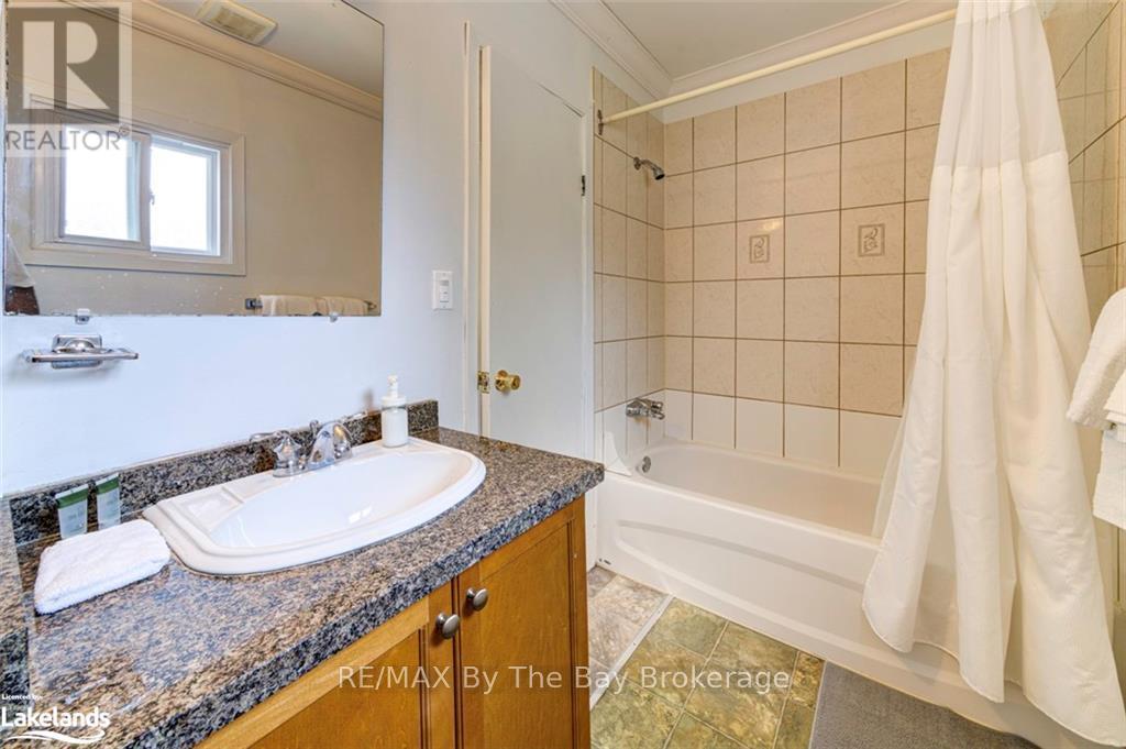 1600 Mosley Street, Wasaga Beach, Ontario  L9Z 2A2 - Photo 31 - S10434845