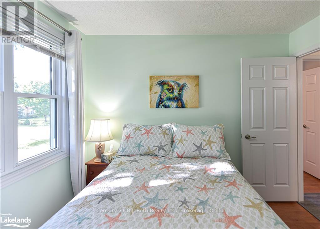 8 Agnes Street, Oro-Medonte (Moonstone), Ontario  L0K 1N0 - Photo 17 - S10439075