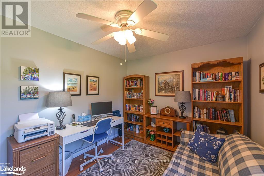 8 Agnes Street, Oro-Medonte (Moonstone), Ontario  L0K 1N0 - Photo 23 - S10439075