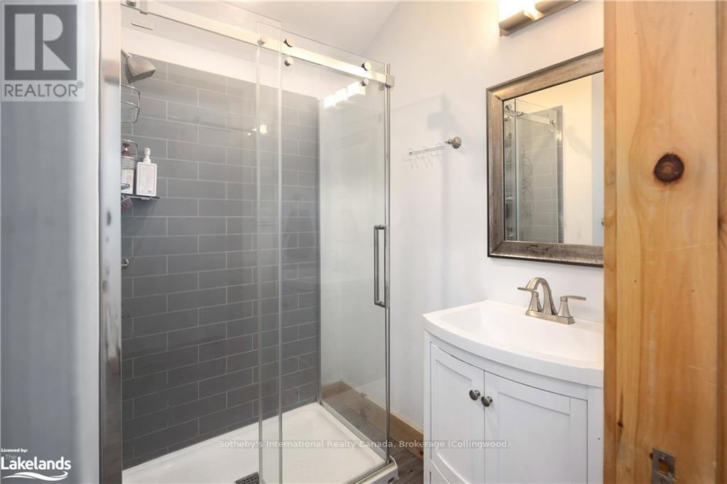 210 Arlberg Crescent, Blue Mountains, Ontario  L9Y 0M1 - Photo 24 - X10434871