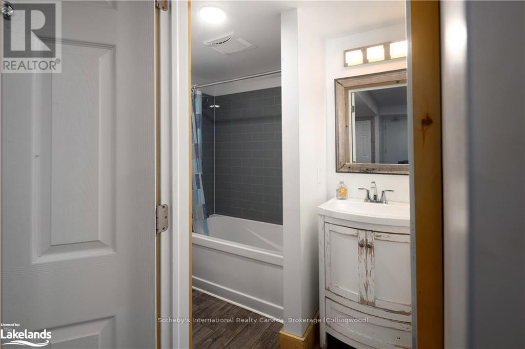 210 Arlberg Crescent, Blue Mountains, Ontario  L9Y 0M1 - Photo 27 - X10434871