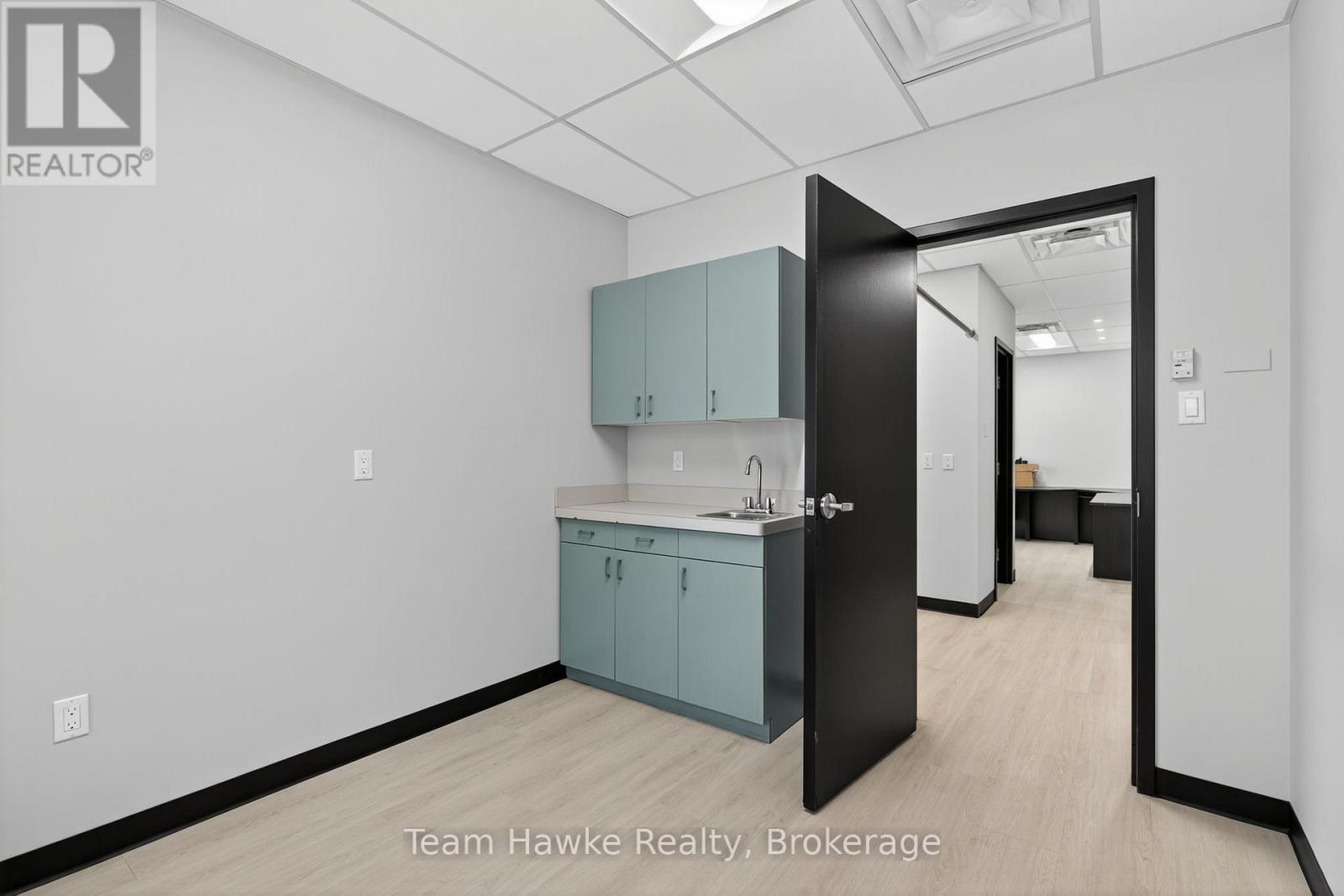 206 - 240 Penetanguishene Road, Midland, Ontario  L4R 4P4 - Photo 25 - S10437488