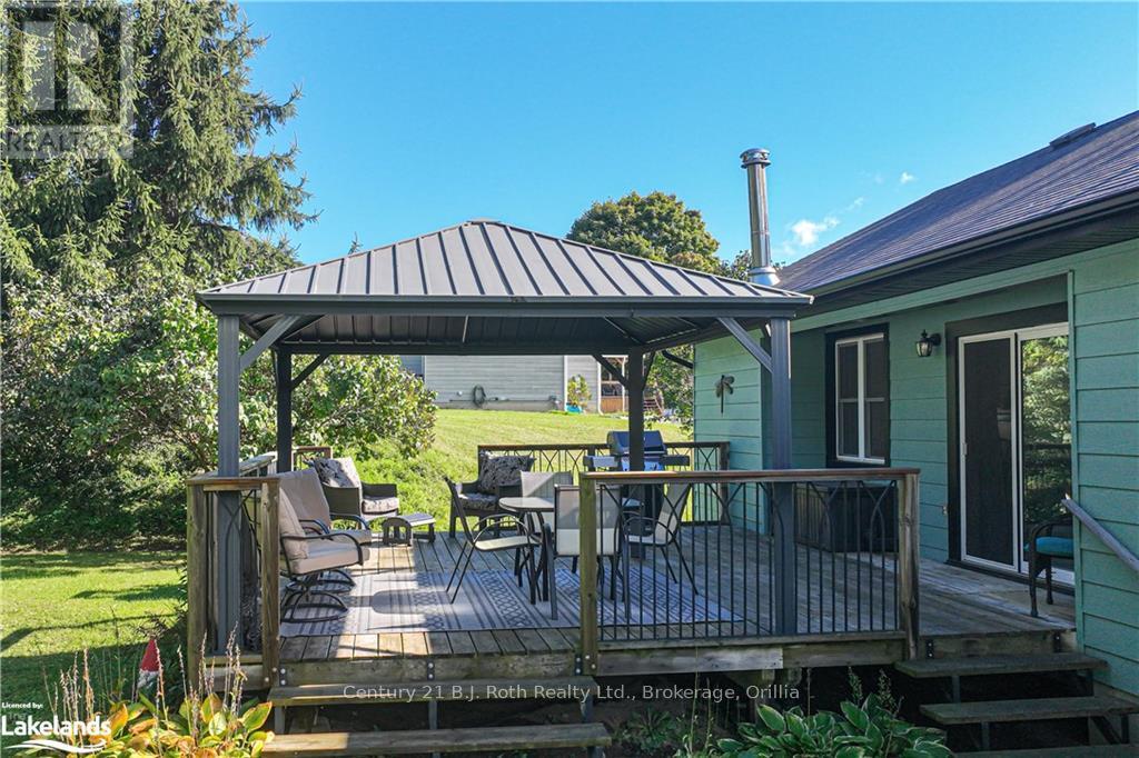 8 Agnes Street, Oro-Medonte (Moonstone), Ontario  L0K 1N0 - Photo 35 - S10439075