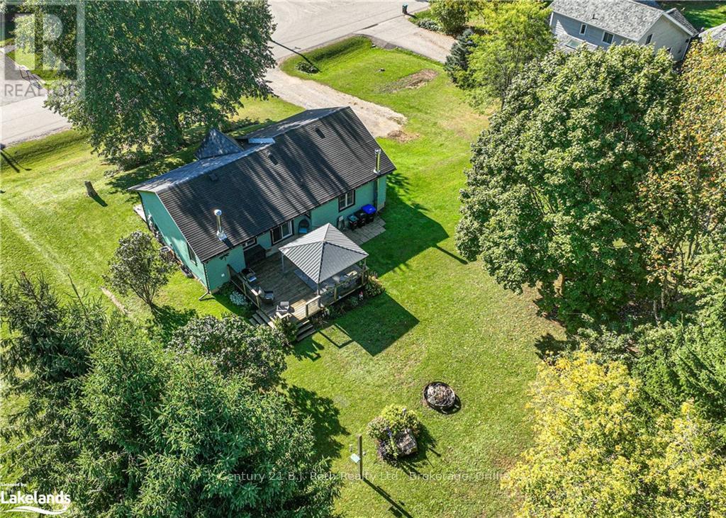 8 Agnes Street, Oro-Medonte (Moonstone), Ontario  L0K 1N0 - Photo 36 - S10439075