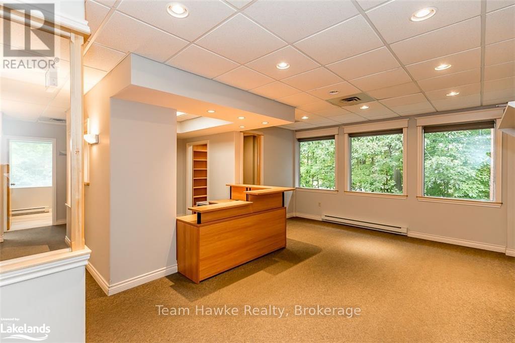 203 - 240 Penetanguishene Road, Midland, Ontario  L4R 4P4 - Photo 11 - S10896284