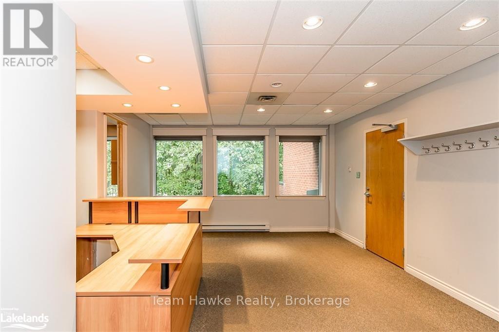 203 - 240 Penetanguishene Road, Midland, Ontario  L4R 4P4 - Photo 12 - S10896284