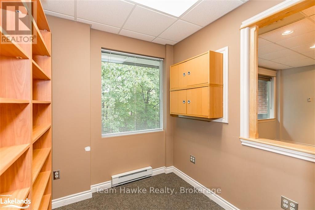 203 - 240 Penetanguishene Road, Midland, Ontario  L4R 4P4 - Photo 15 - S10896284
