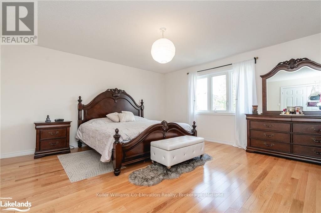 26 Homerton Avenue, Richmond Hill, Ontario  L4E 0W2 - Photo 17 - N10437405