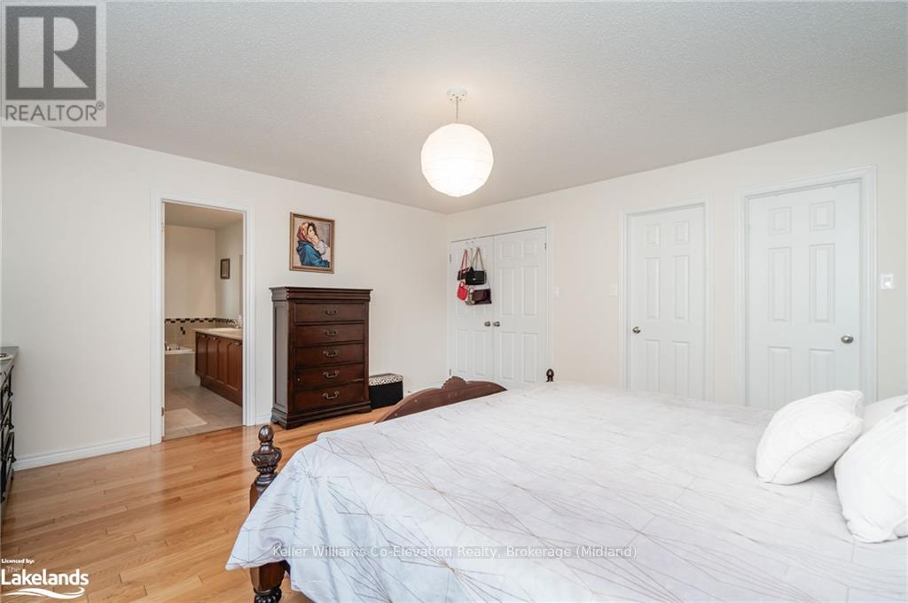 26 Homerton Avenue, Richmond Hill, Ontario  L4E 0W2 - Photo 19 - N10437405