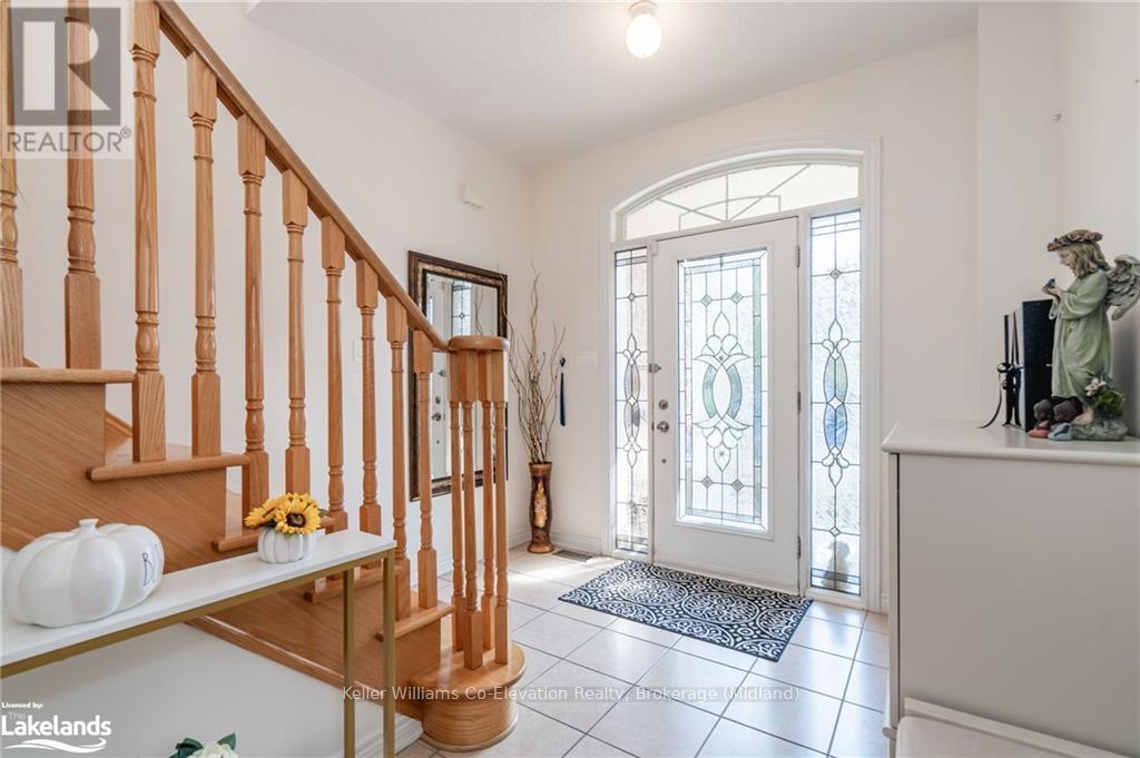 26 Homerton Avenue, Richmond Hill, Ontario  L4E 0W2 - Photo 3 - N10437405