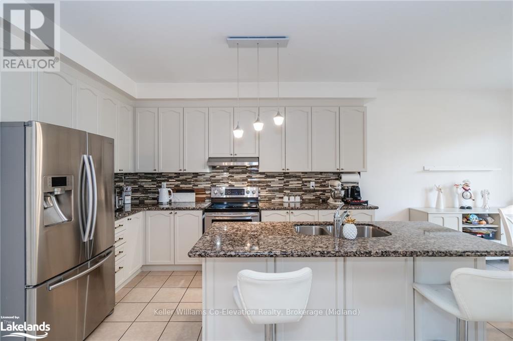 26 Homerton Avenue, Richmond Hill, Ontario  L4E 0W2 - Photo 6 - N10437405