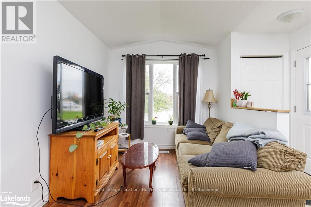 51 Raglan Street, Collingwood, Ontario  L9Y 4Y6 - Photo 5 - S10435644