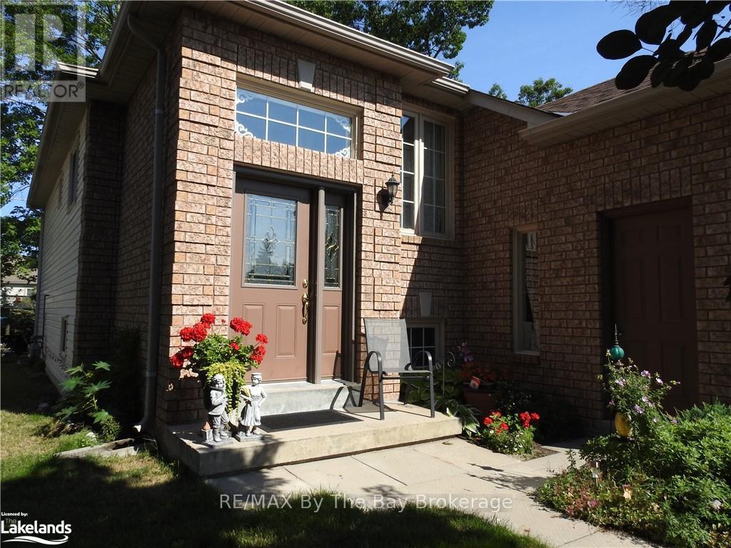 189 Dyer Drive, Wasaga Beach, Ontario  L9Z 1L9 - Photo 2 - S10437194