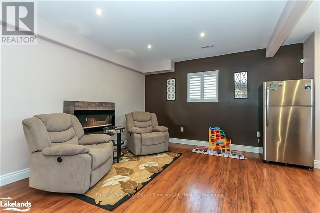 16 Wasaga Sands Drive, Wasaga Beach, Ontario  L9Z 1J6 - Photo 33 - S10437956