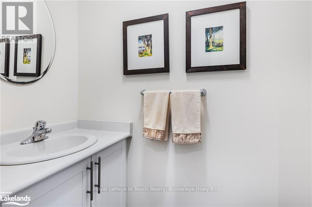 13 Hewson Street, Penetanguishene, Ontario  L9M 0V7 - Photo 10 - S10438429