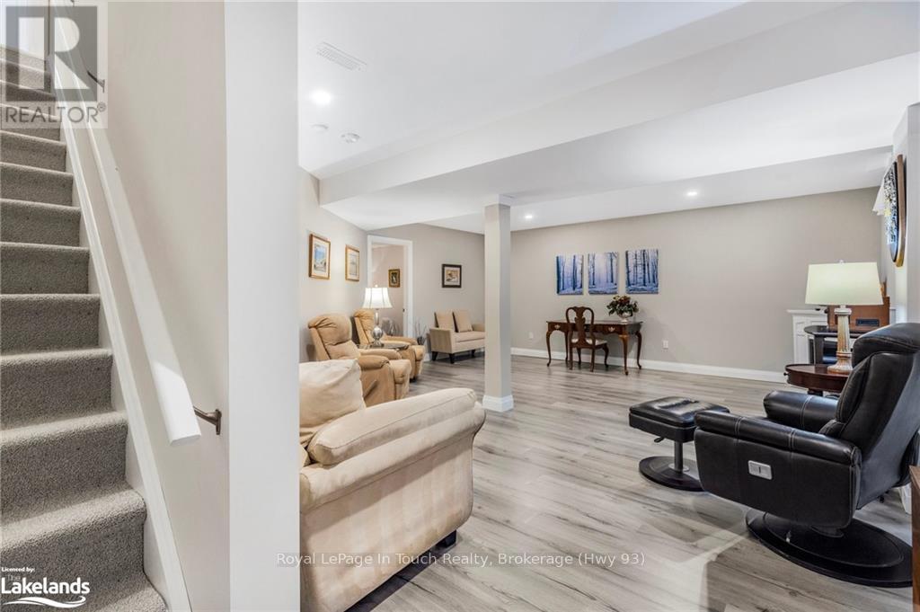 13 Hewson Street, Penetanguishene, Ontario  L9M 0V7 - Photo 11 - S10438429