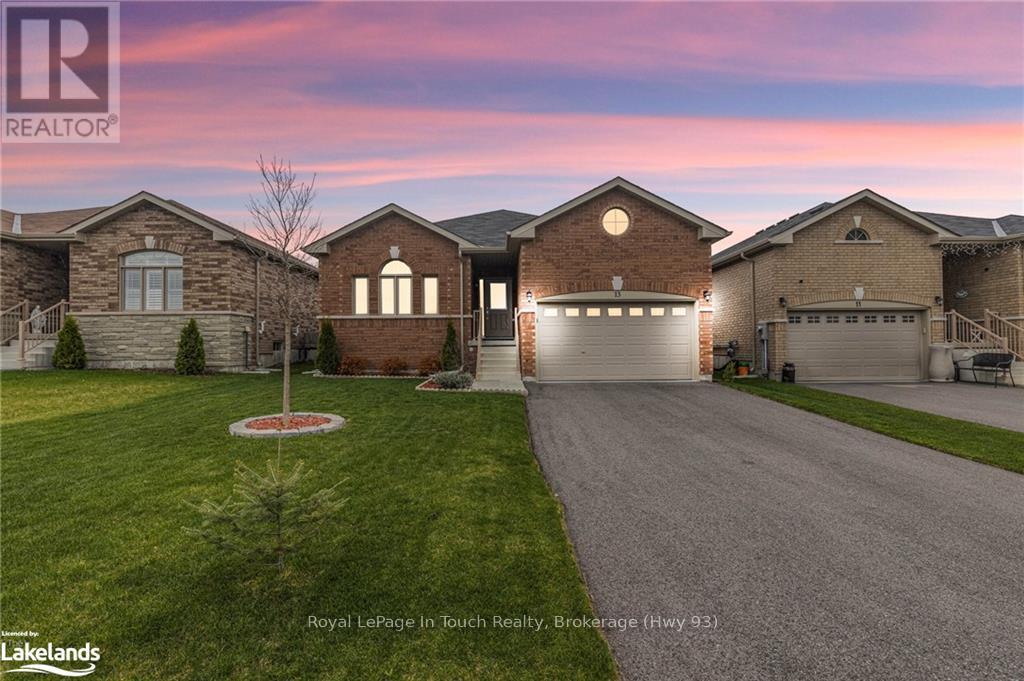 13 Hewson Street, Penetanguishene, Ontario  L9M 0V7 - Photo 16 - S10438429