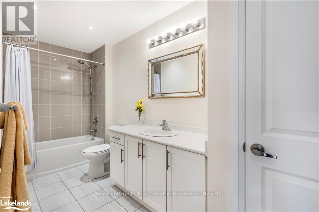 13 Hewson Street, Penetanguishene, Ontario  L9M 0V7 - Photo 9 - S10438429