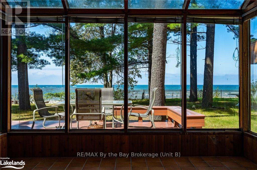 156 Santos Lane, Wasaga Beach, Ontario  L9Z 2M1 - Photo 11 - S10438477