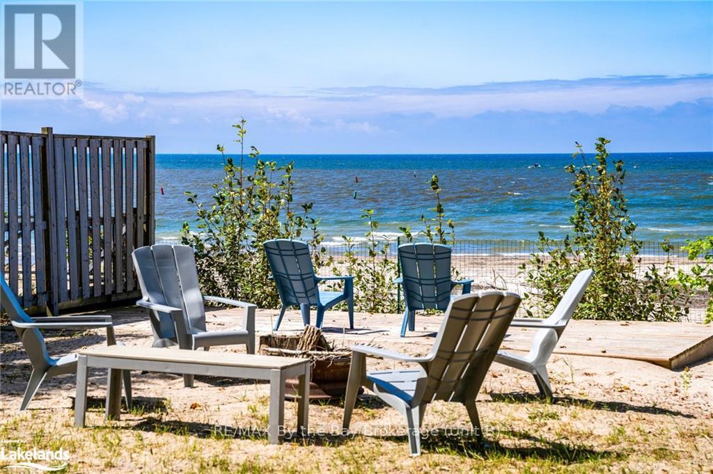 156 Santos Lane, Wasaga Beach, Ontario  L9Z 2M1 - Photo 5 - S10438477