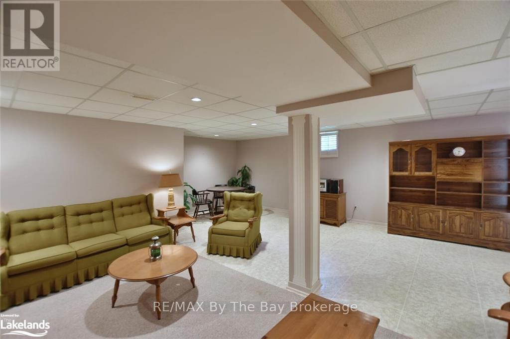 28 Fairway Crescent, Wasaga Beach, Ontario  L9Z 1B9 - Photo 32 - S10438725