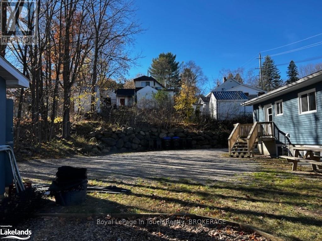687 Montreal St, Midland, Ontario  L4R 1G5 - Photo 20 - S10439055