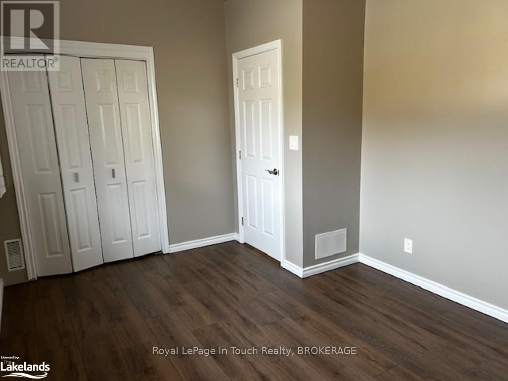 687 Montreal St, Midland, Ontario  L4R 1G5 - Photo 5 - S10439055