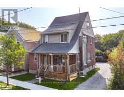 53 ELGIN STREET, Orillia, Ontario