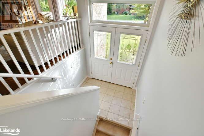 4 Pauline Place, Wasaga Beach, Ontario  L9Z 1J2 - Photo 4 - S10439600