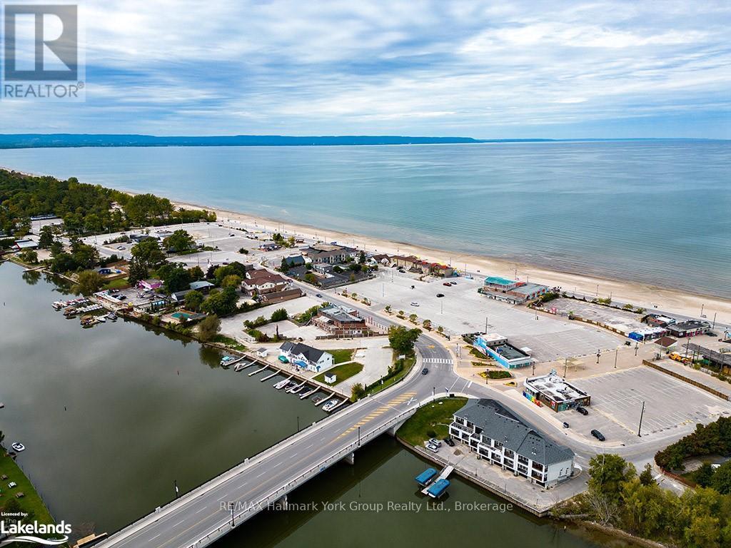 1 - 1 Spruce Street, Wasaga Beach, Ontario  L9Z 2X1 - Photo 4 - S10439743